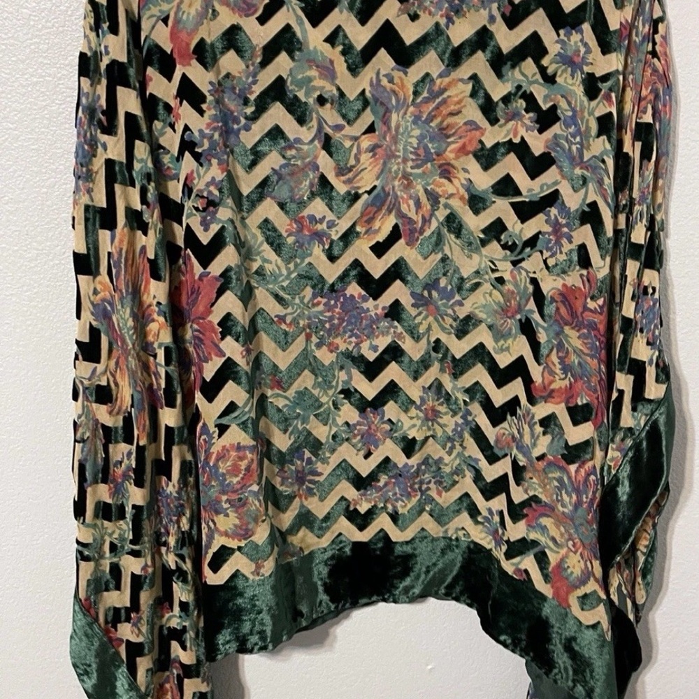 Boho Green Chevron Poncho Top Velvet Burnout Western Lagenlook Cowgirl Medium - Picture 7 of 7